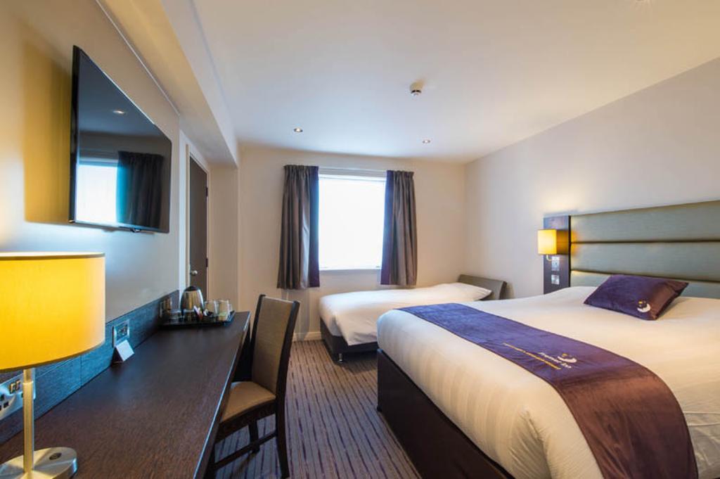 Premier Inn Barrow In Furness Eksteriør billede